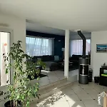 Semesterbostad Maison Familiale Avec Piscine Aix-les-Bains