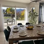 Semesterbostad Maison Familiale Avec Piscine Aix-les-Bains