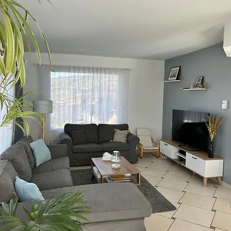 Maison Familiale Avec Piscine エクスレバン