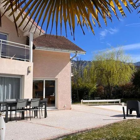 Maison Familiale Avec Piscine *