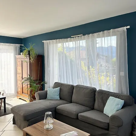Hébergement de vacances Maison Familiale Avec Piscine